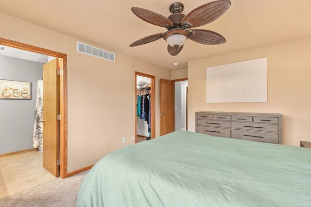 675 SE Ashton Court, Waukee, IA 50263