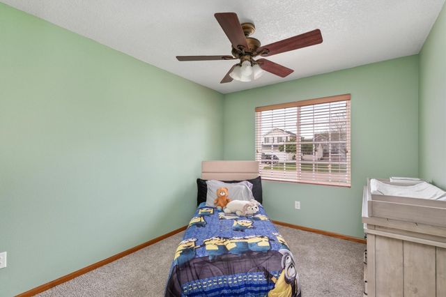 675 SE Ashton Court, Waukee, IA 50263