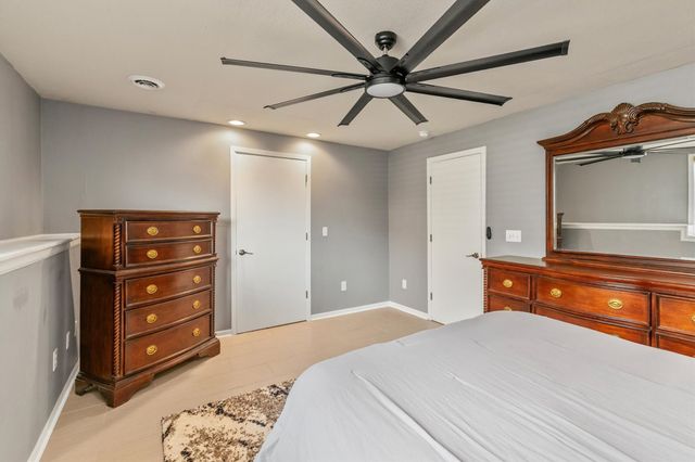 675 SE Ashton Court, Waukee, IA 50263