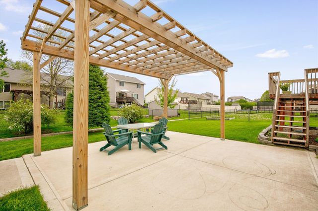675 SE Ashton Court, Waukee, IA 50263