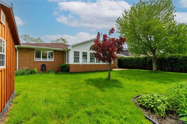 291 Macarthur Drive, Amherst, NY 14221