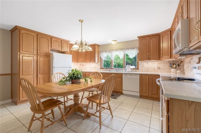 291 Macarthur Drive, Amherst, NY 14221