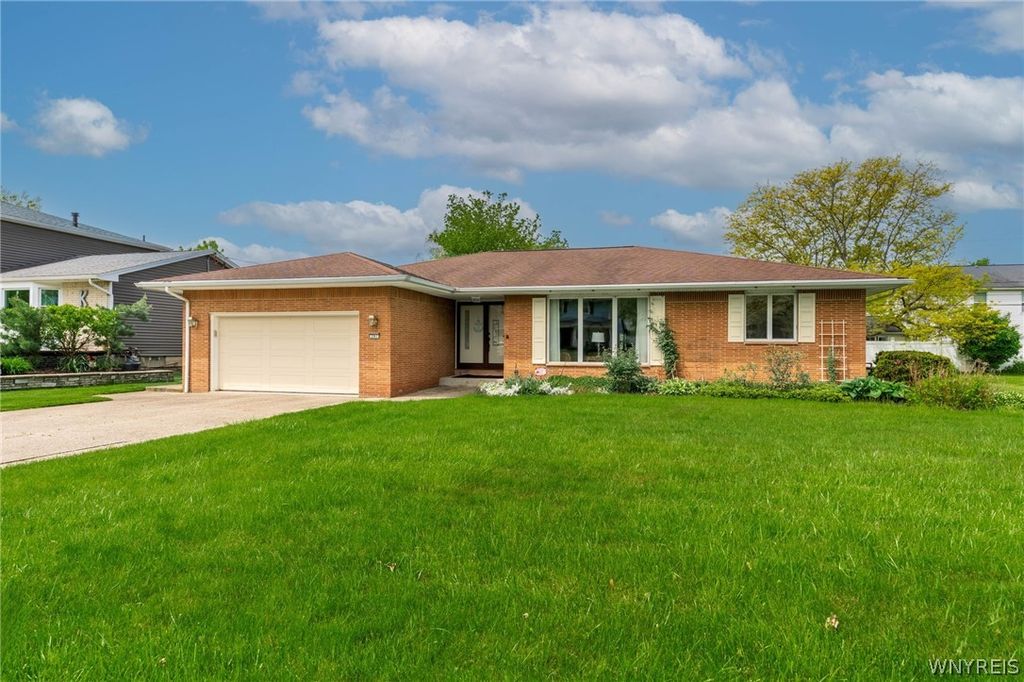 291 Macarthur Drive, Amherst, NY 14221