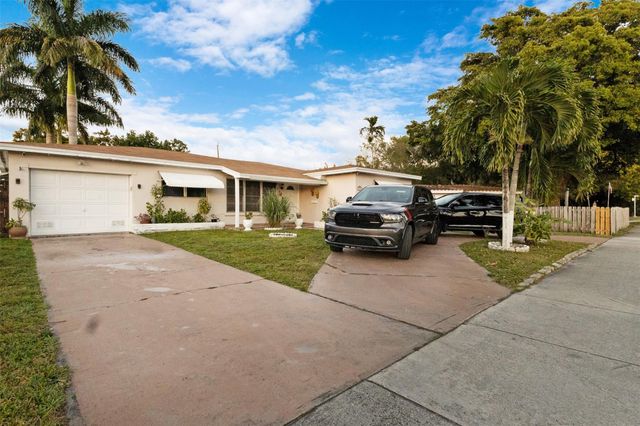 3105 Hollywood Boulevard, Hollywood, FL 33021