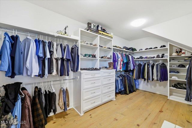 127 Crossview Place, Brandon, MS 39047