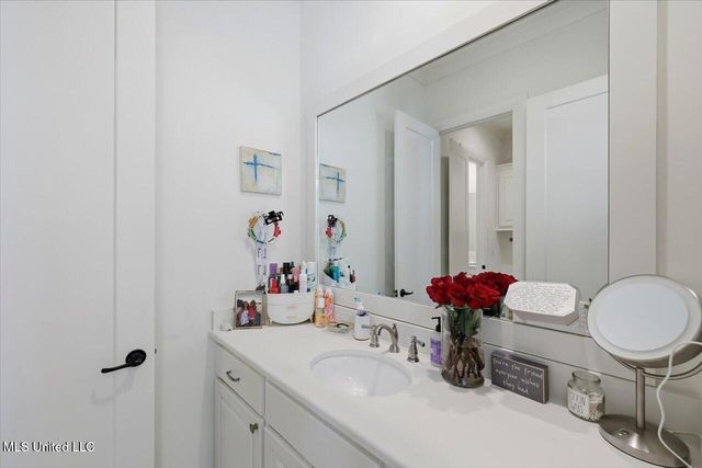 127 Crossview Place, Brandon, MS 39047