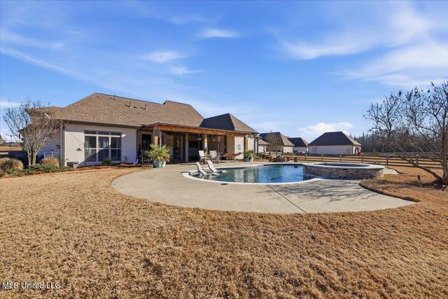 127 Crossview Place, Brandon, MS 39047