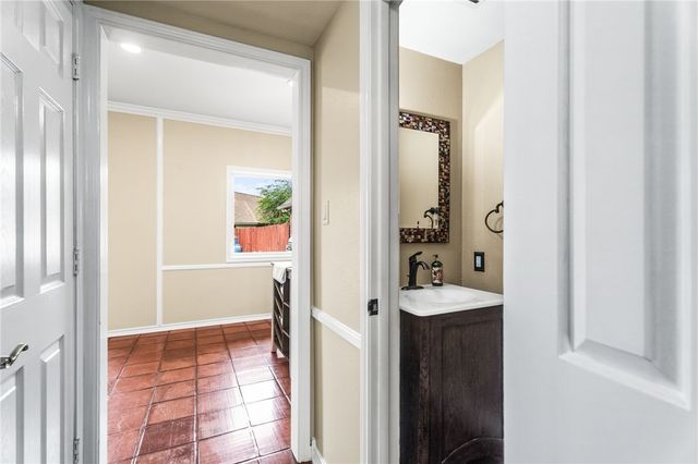 5418 Hulen Dr, Corpus Christi, TX 78413