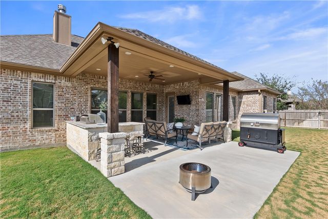 3206 Rose Hill Lane, Bryan, TX 77808