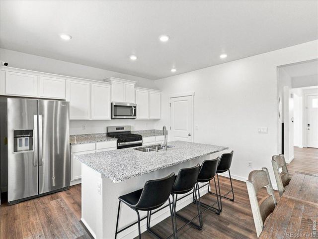 2734 73rd Avenue, Greeley, CO 80634
