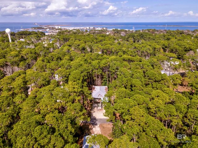 908 LAFITTE Place, Dauphin Island, AL 36528