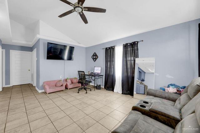 3213 Agualeguas Street, Edinburg, TX 78542