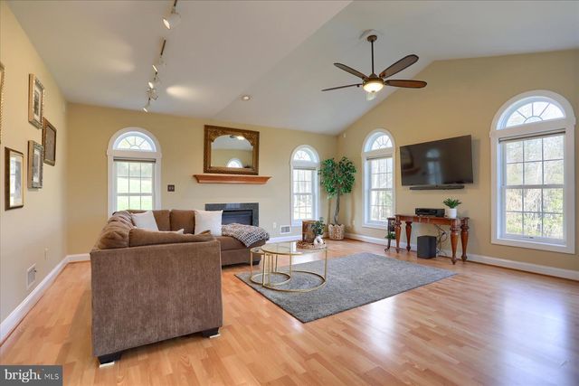1363 MACTON RD, Street, MD 21154