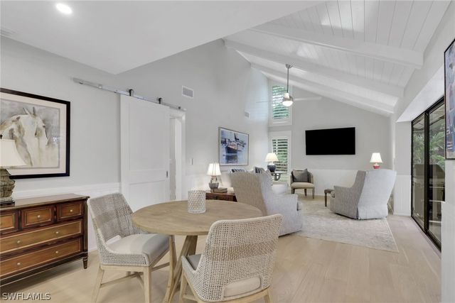 1325 Kings WAY, Naples, FL 34104