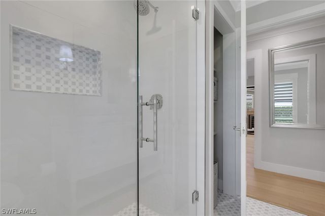 1325 Kings WAY, Naples, FL 34104