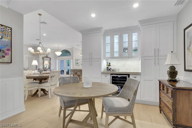 1325 Kings WAY, Naples, FL 34104