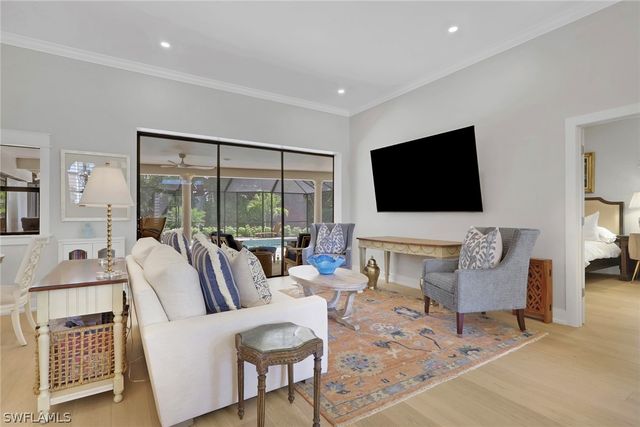 1325 Kings WAY, Naples, FL 34104