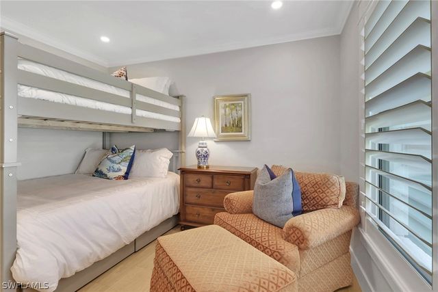 1325 Kings WAY, Naples, FL 34104