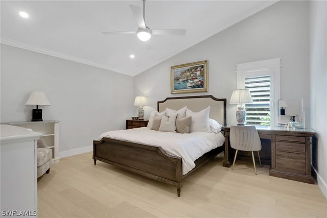 1325 Kings WAY, Naples, FL 34104