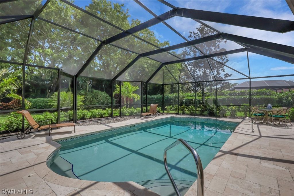 1325 Kings WAY, Naples, FL 34104