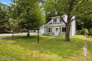 1 Stewart Street, Colonie, NY 12205