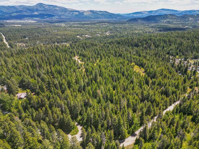 351 Stohr Rd, Newport, WA 99156