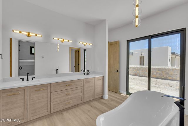 6407 CADENCE RIVER Drive, El Paso, TX 79932