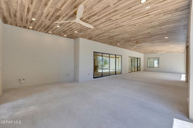 6407 CADENCE RIVER Drive, El Paso, TX 79932