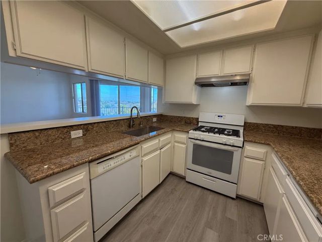 2211 S Gaffey 2, San Pedro, CA 90731