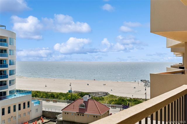360 Shore 7L, Long Beach, NY 11561
