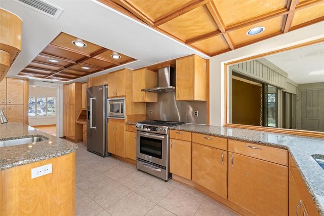 2345 NW 14TH PLACE, Gainesville, FL 32605