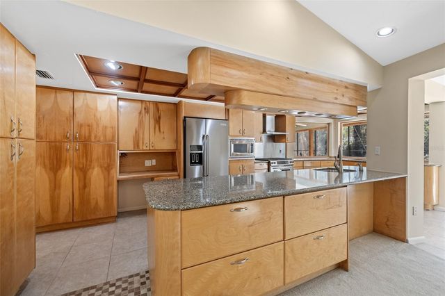 2345 NW 14TH PLACE, Gainesville, FL 32605