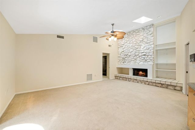 2345 NW 14TH PLACE, Gainesville, FL 32605