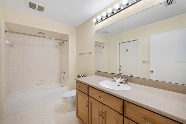 2345 NW 14TH PLACE, Gainesville, FL 32605