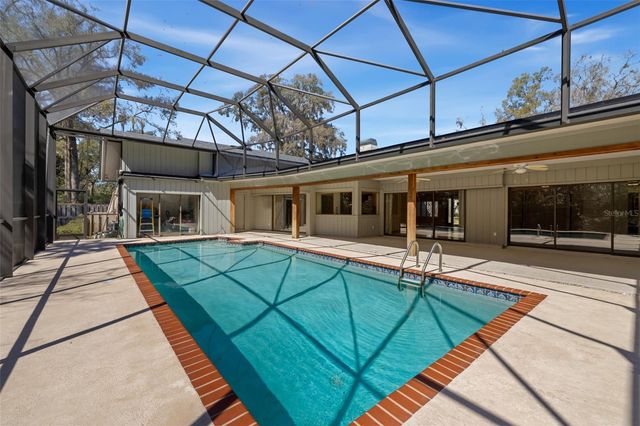 2345 NW 14TH PLACE, Gainesville, FL 32605