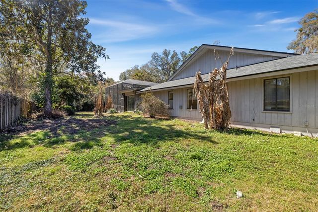 2345 NW 14TH PLACE, Gainesville, FL 32605