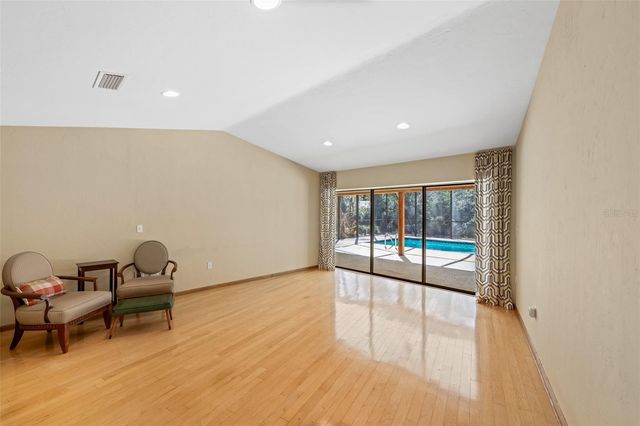 2345 NW 14TH PLACE, Gainesville, FL 32605