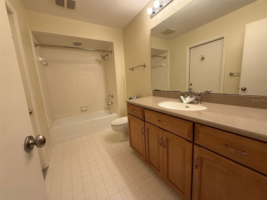 Image 25 of property listing at 2345 NW 14TH PLACE, Gainesville, FL 32605