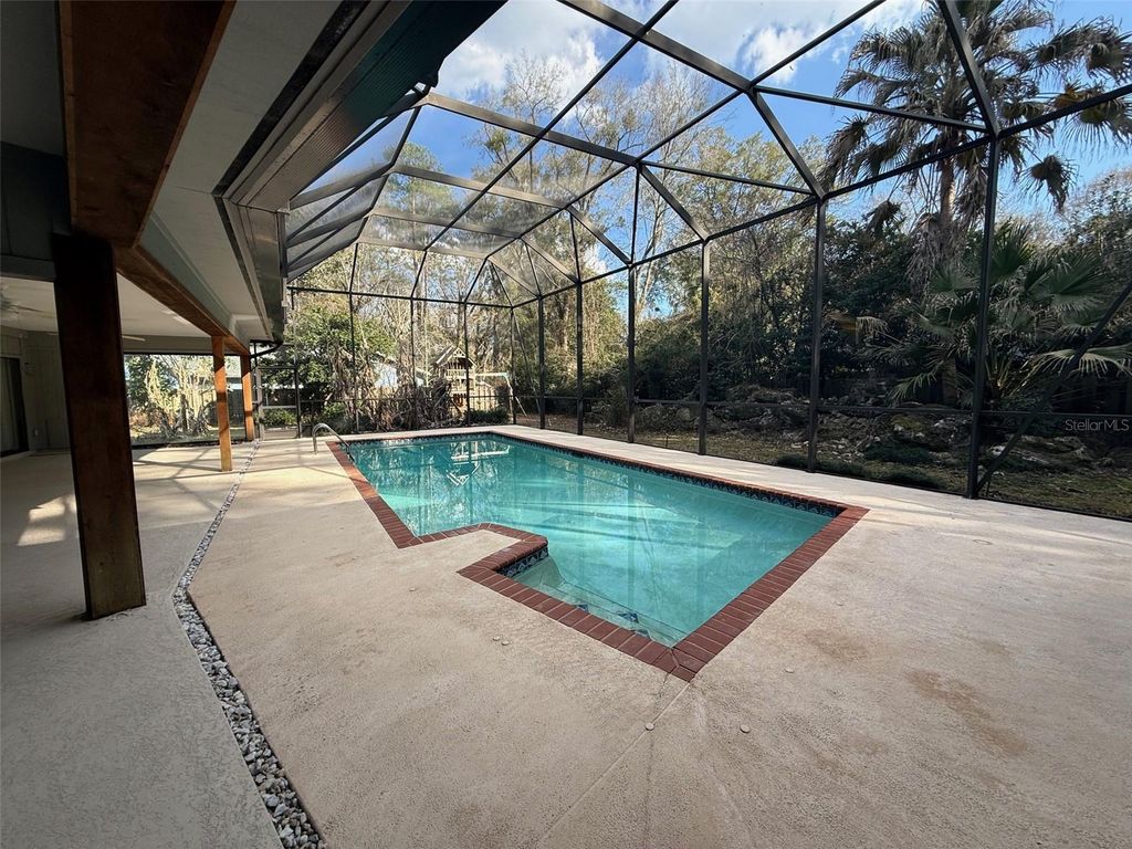 Image 30 of property listing at 2345 NW 14TH PLACE, Gainesville, FL 32605