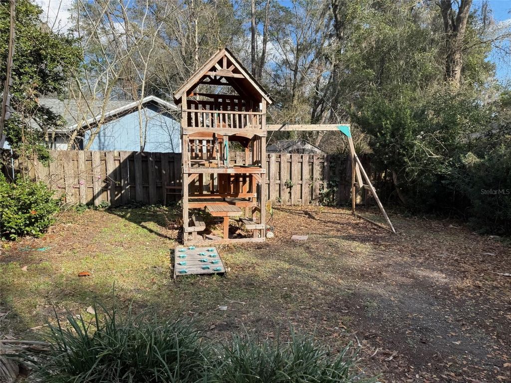 Image 32 of property listing at 2345 NW 14TH PLACE, Gainesville, FL 32605