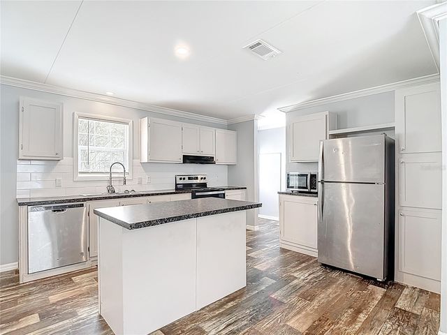 7158 SUNNYSIDE DRIVE, Brooksville, FL 34601