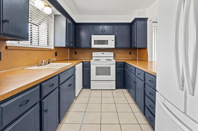 9323 S Hudson Avenue, Oklahoma City, OK 73139