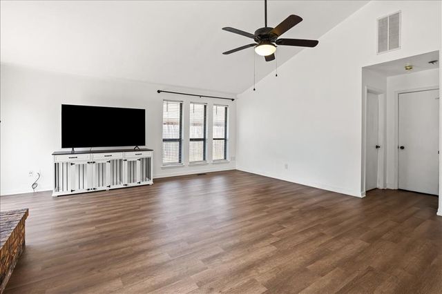 9323 S Hudson Avenue, Oklahoma City, OK 73139