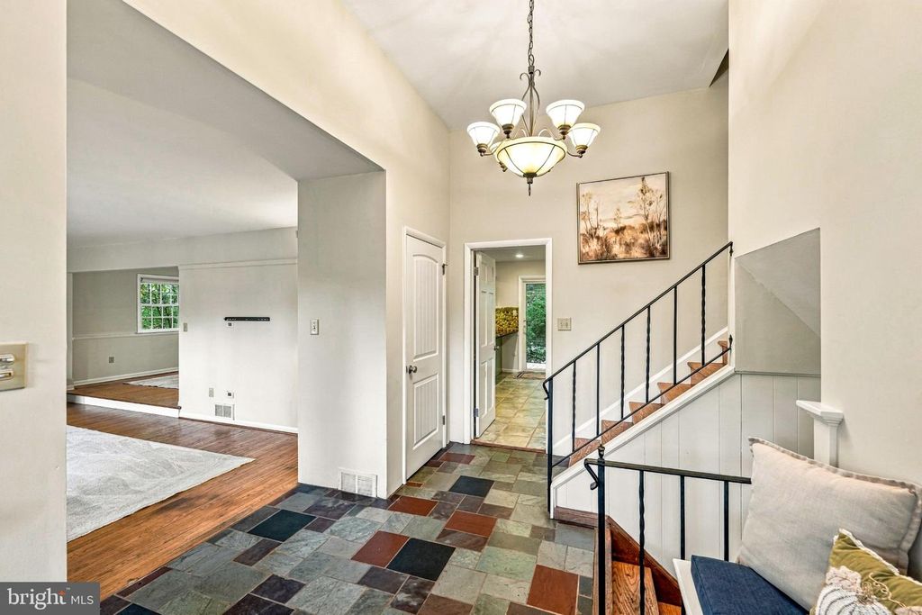 604 HICKORY LN, BERWYN, PA 19312 — photo 5