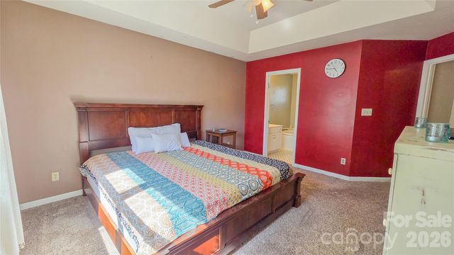 28 Sweetbriar Court, Asheville, NC 28803