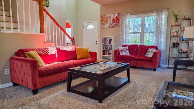 28 Sweetbriar Court, Asheville, NC 28803