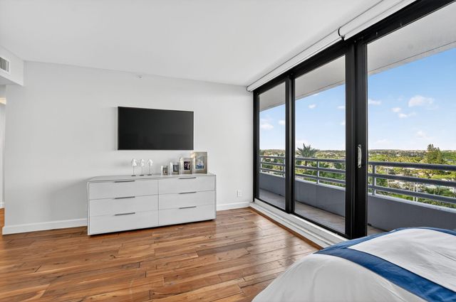 1500 S Ocean Boulevard 704, Boca Raton, FL 33432