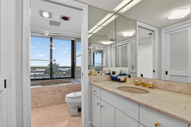 1500 S Ocean Boulevard 704, Boca Raton, FL 33432