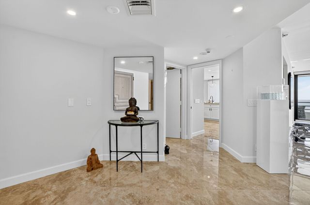 1500 S Ocean Boulevard 704, Boca Raton, FL 33432