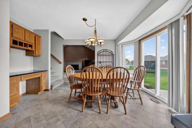 49132 Stratford Drive, Chesterfield Twp, MI 48047